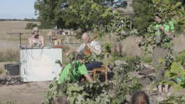 På Den Anden Side